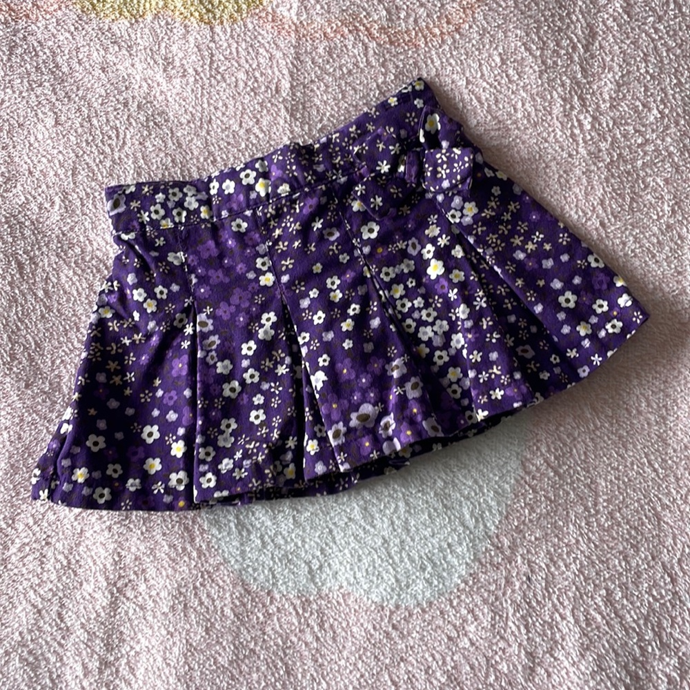 Pleated skirt for baby